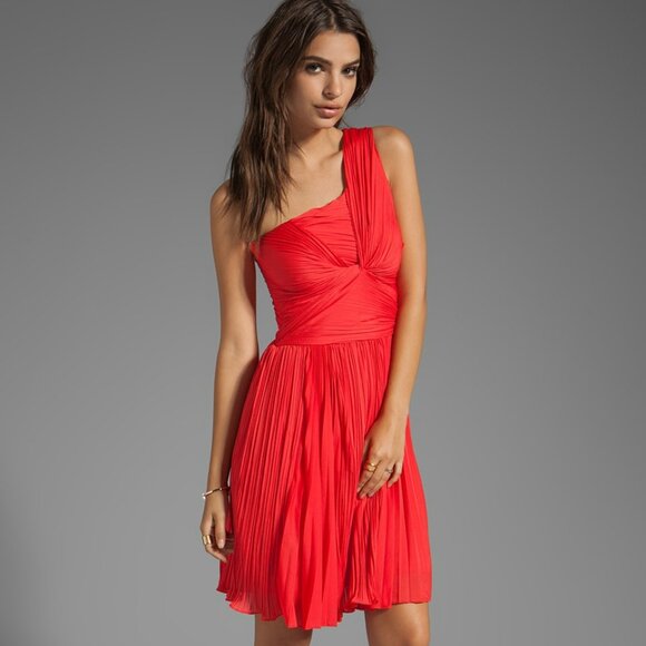 Halston Heritage One Shoulder Pleated Dress With Center Twist in Poppy.  SZ 0 - Picture 1 of 7